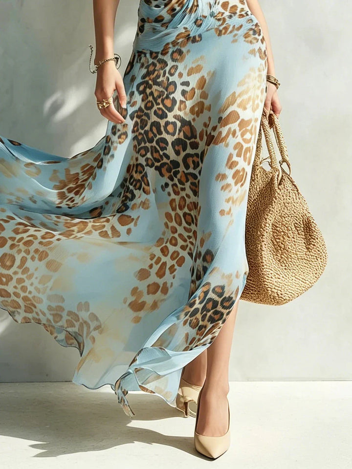 Eloria - Robe longue transparente à encolure américaine imprimée léopard