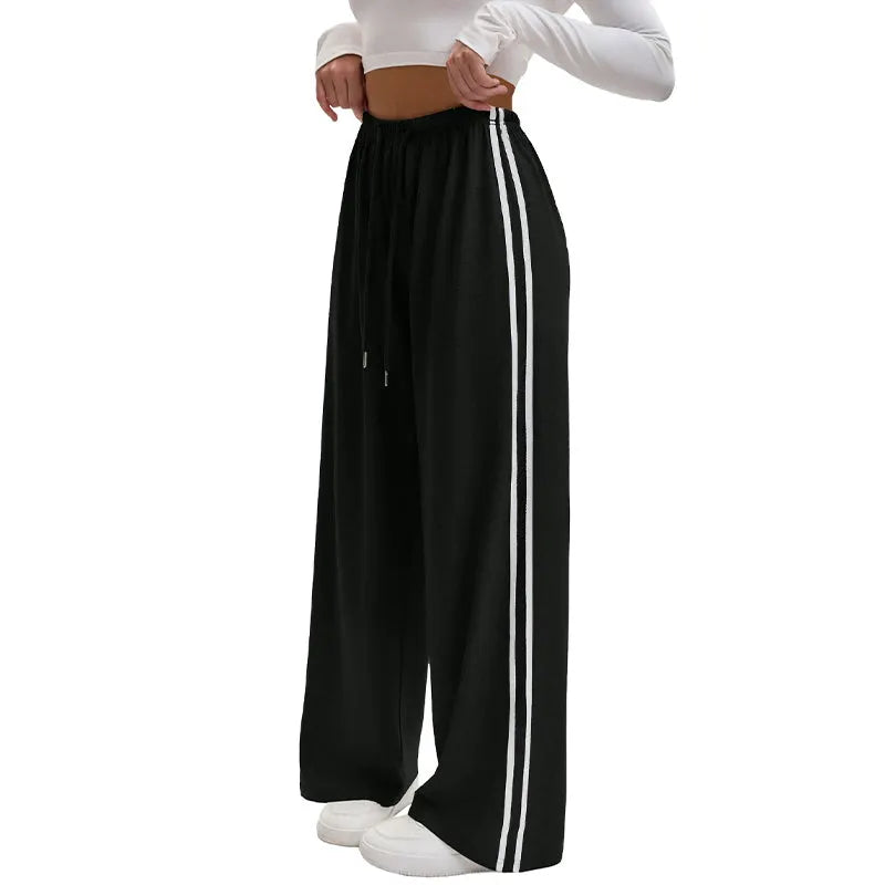Adorielle - Pantalon large à bandes latérales