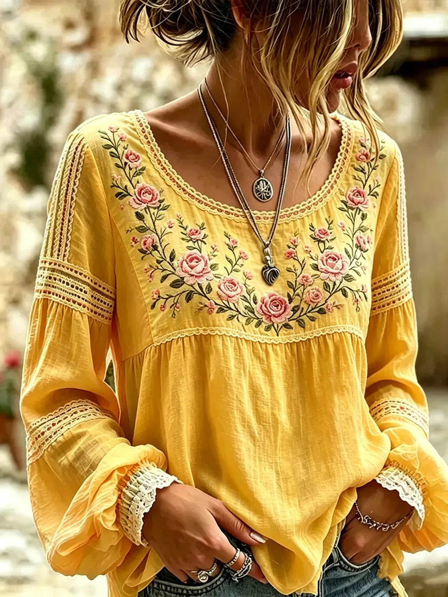 Tressalia - Blouse en lin brodée