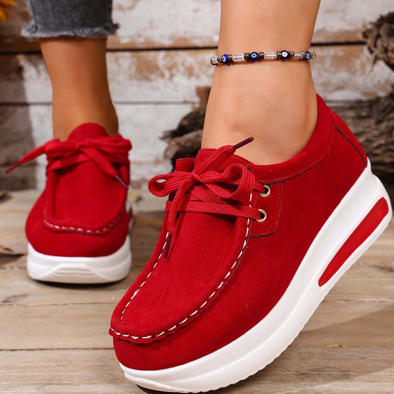 Eirwen - Sneakers à lacets avec semelle intérieure rembourrée