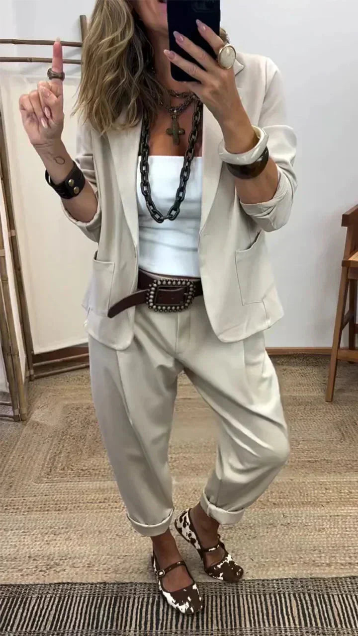 Rosina - Tailleur pantalon au toucher doux