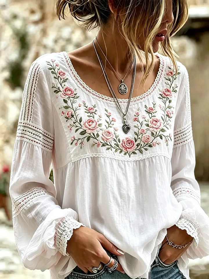 Tressalia - Blouse en lin brodée