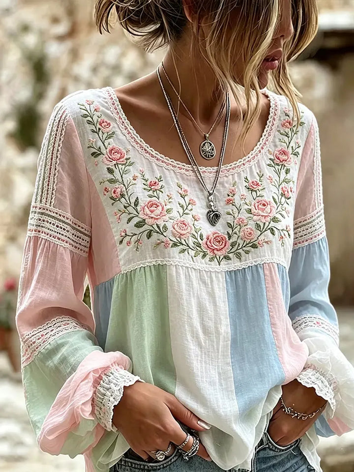 Tressalia - Blouse en lin brodée