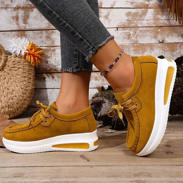 Eirwen - Sneakers à lacets avec semelle intérieure rembourrée