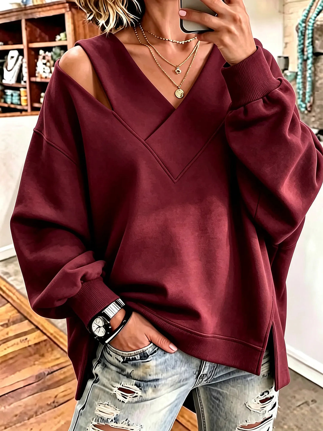 Aurelia - Sweat-shirt doux au toucher à encolure en V découpée