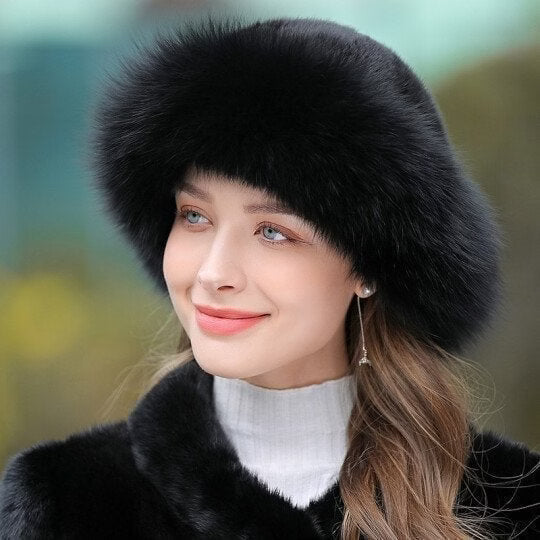 Olwen - Chapeau d'hiver en fausse fourrure duveteuse