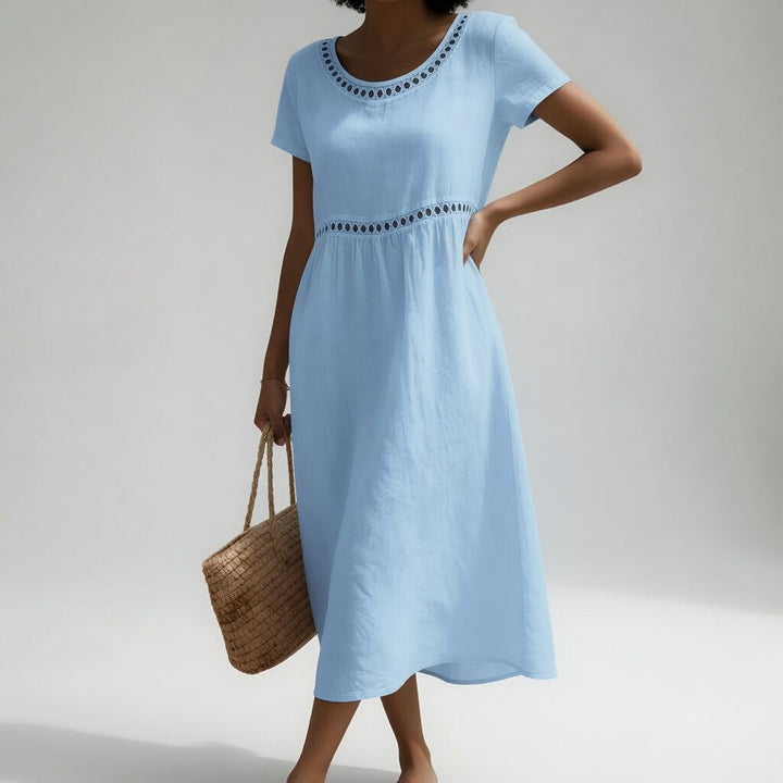 Anissa - Robe midi brodée au toucher doux