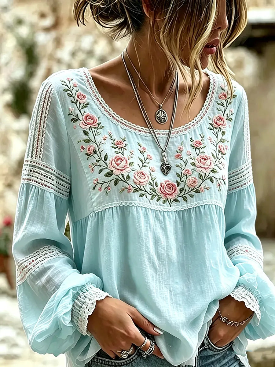 Tressalia - Blouse en lin brodée