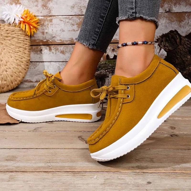 Eirwen - Sneakers à lacets avec semelle intérieure rembourrée