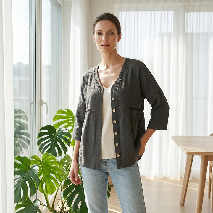 Ardena - Blouse brodée boutonnée