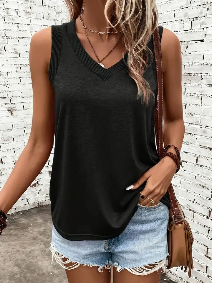 Megan - T-shirt doux au toucher à encolure cœur