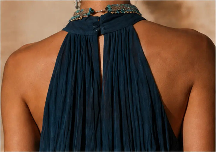 Calissa - Robe longue à col américain en tissu doux